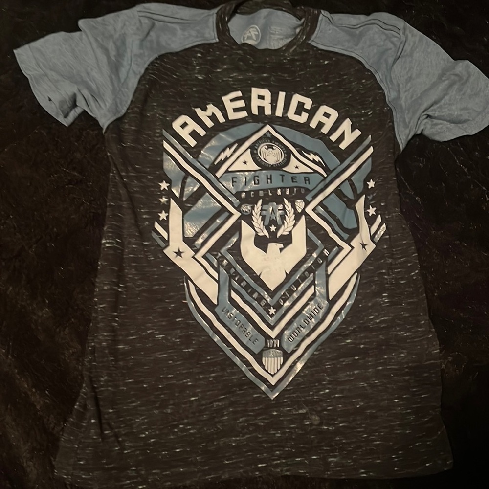 American fighter tee shirt size small